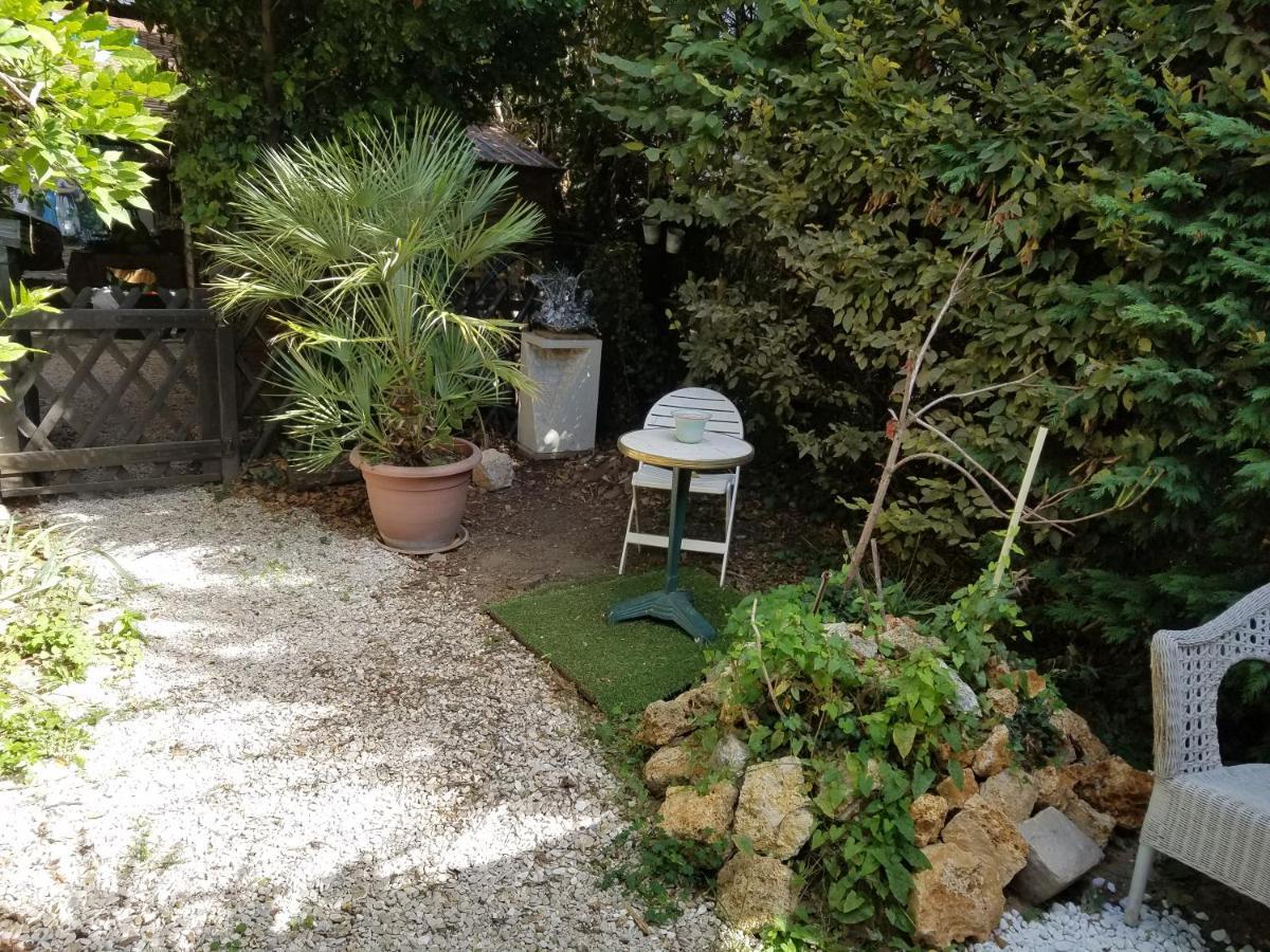Normandy Cottage Gagny Eksteriør billede