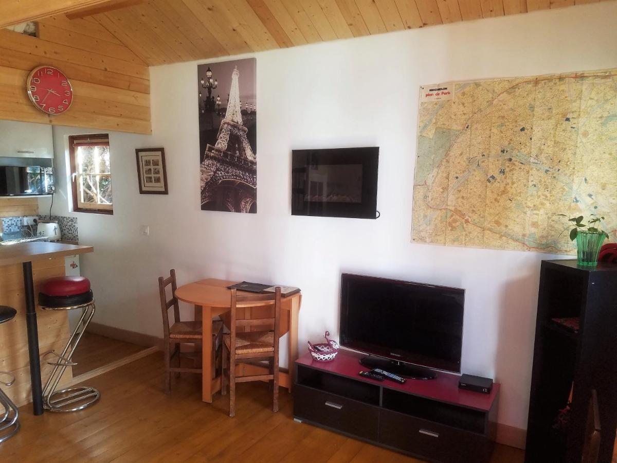Normandy Cottage Gagny Eksteriør billede